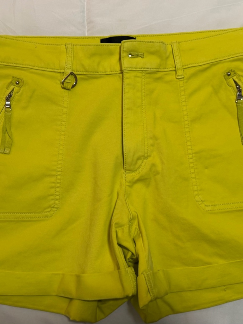White House Black Market Men's Yellow Cargo Shorts with Zip Pockets